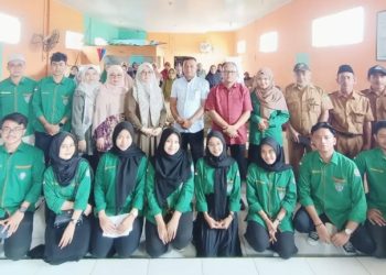 MENINGKATKAN SINERGI DAN KAPASITAS ORGANISASI KEMAHASISWAAN HMJ EKONOMI PEMBANGUNAN DALAM MENDUKUNG PEMBERDAYAAN MASYARAKAT DESA PERLIS