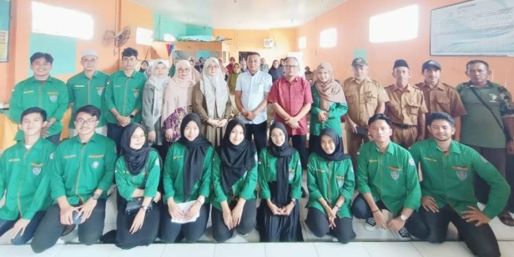 MENINGKATKAN SINERGI DAN KAPASITAS ORGANISASI KEMAHASISWAAN HMJ EKONOMI PEMBANGUNAN DALAM MENDUKUNG PEMBERDAYAAN MASYARAKAT DESA PERLIS