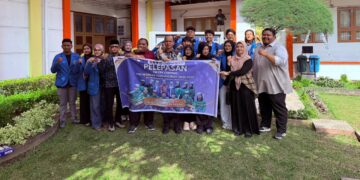 Langkah Nyata Mahasiswa Mengabdi: Pelepasan Tim PPK Ormawa HMJ Ekonomi Pembangunan ke Desa Mardinding Julu